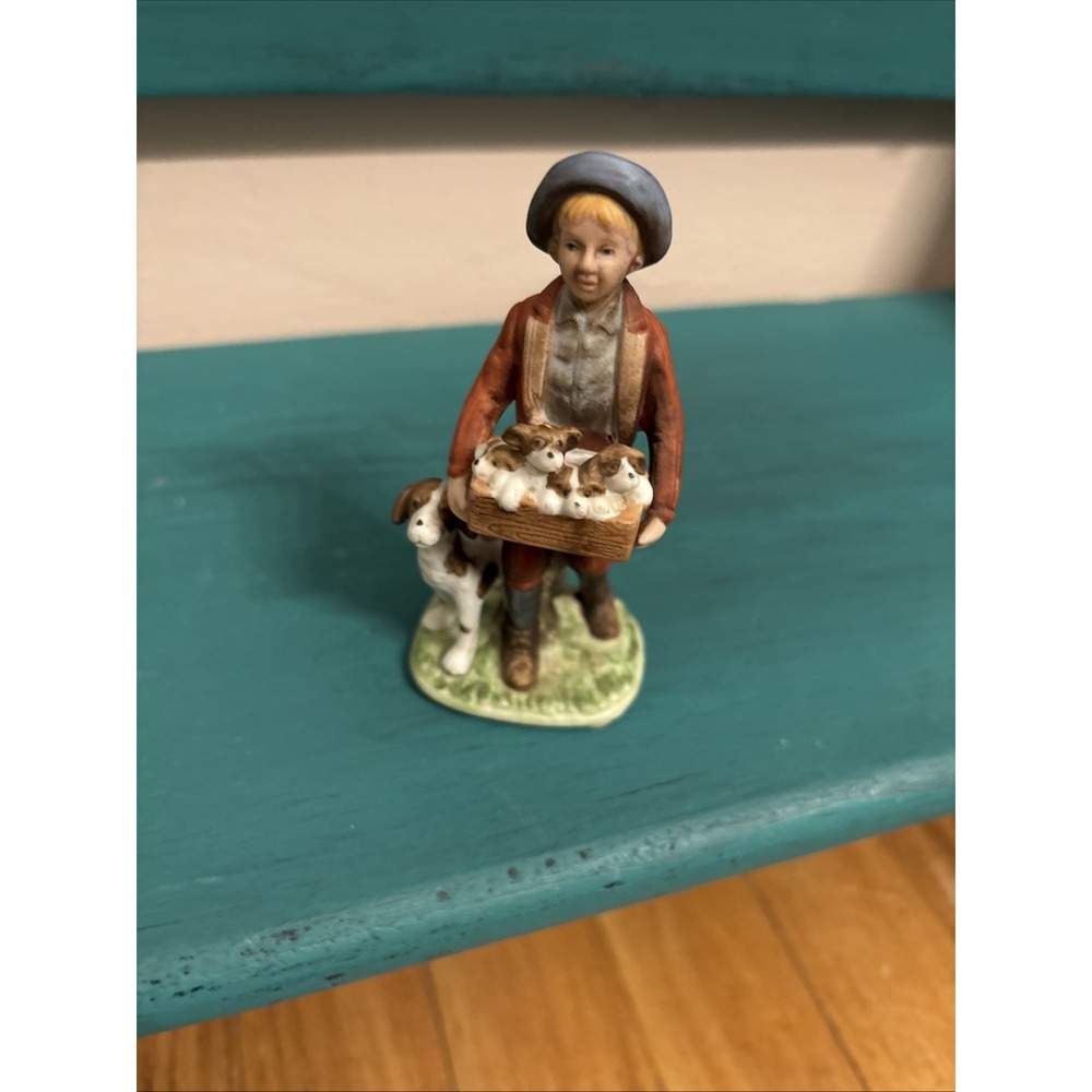 Vintage Norman Rockwell‎ 1983 Puppy Love Figurine Figure N.R. Museum INC 4" Tall
